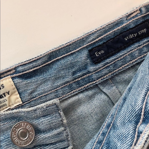 Citizens of Humanity “Eva Utility Crop” Jeans - Picture 3 of 6